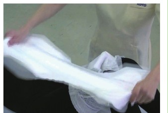STEP4 パッドのギャザーを立てる